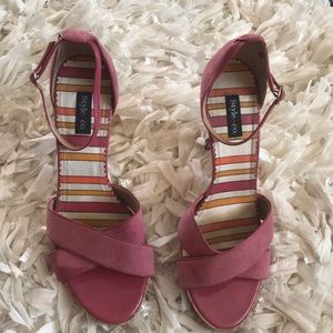 Pink open tied heels for summer!